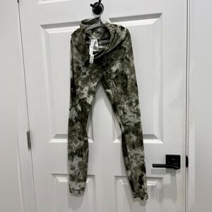 lululemon green diamond dye Olive Tie-Dye Leggings 6